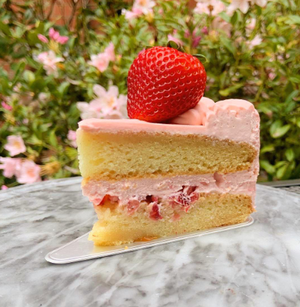 Tea Time Eggless Strawberry Cake / Eggless Strawberry Tea Cake - At My  Kitchen